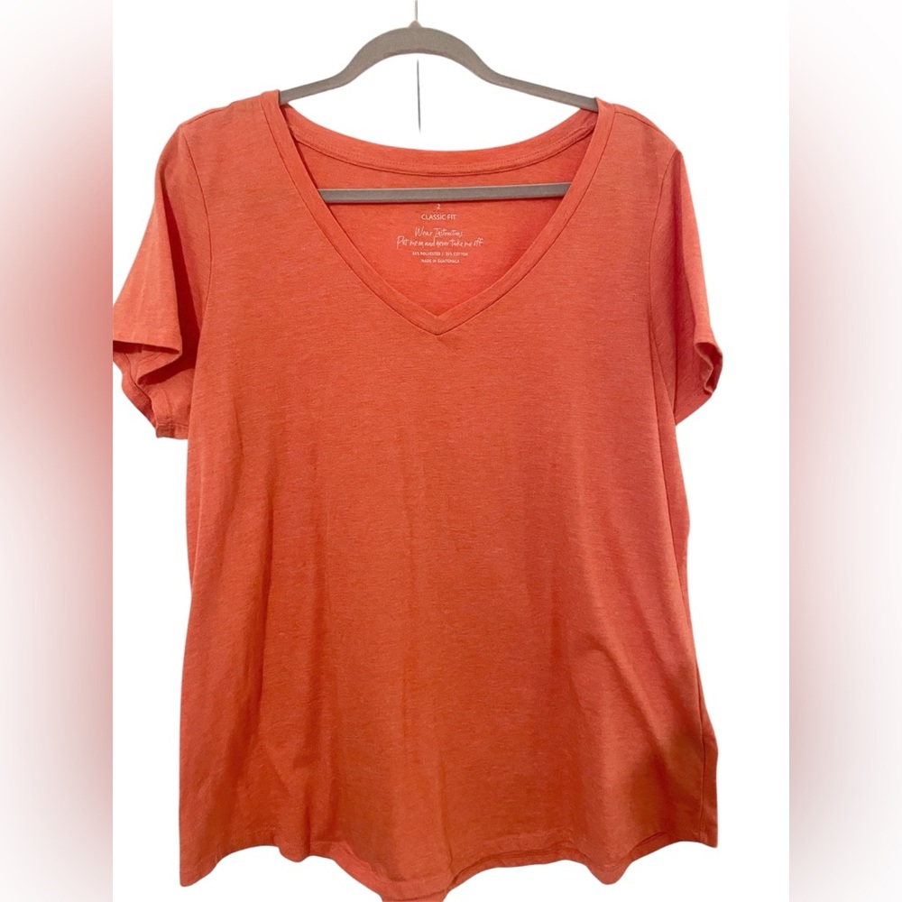 Torrid Classic Fit V Neck Shirt Size 2